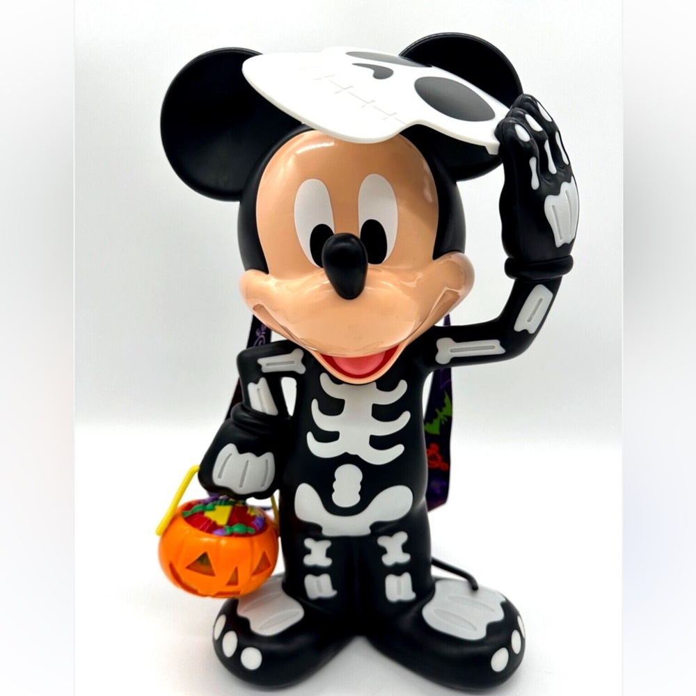 Halloween Disneyland Mickey Mouse Skeleton 
Glow In The Dark Popcorn Bucket 2023